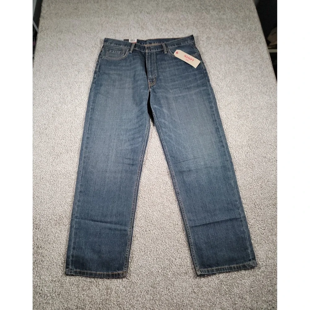 Levis Jeans Men's Size 38X32 550 Relaxed Fit Dark Wash Cotton Tapered Leg NWT